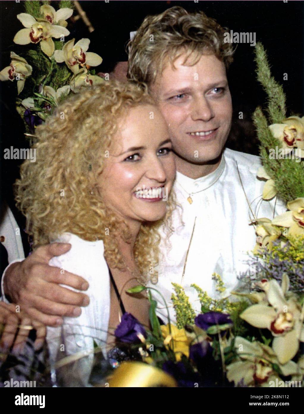 Dublin 19950514. The Norwegian group 'Secret Garden' with Composer Rolf Løvland and violinist Fionnuala Sherry win the Eurovision Song Contest 1995. After the victory. Photo: NTBSCANPIX  Skan66 Stock Photo
