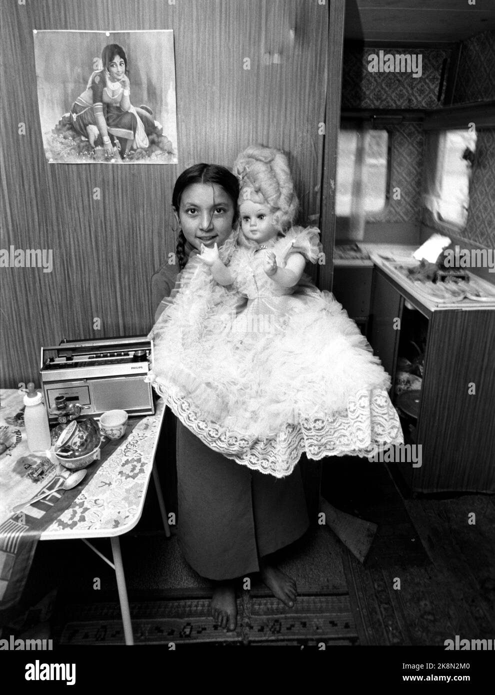 Gypsy caravan interior hires stock photography and images Alamy