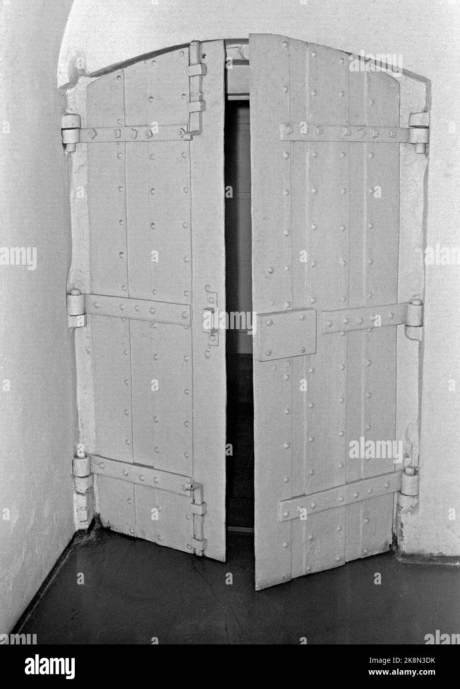 Oslo 197102. The National Archives vault. Photo Arild Hordnes / NTB