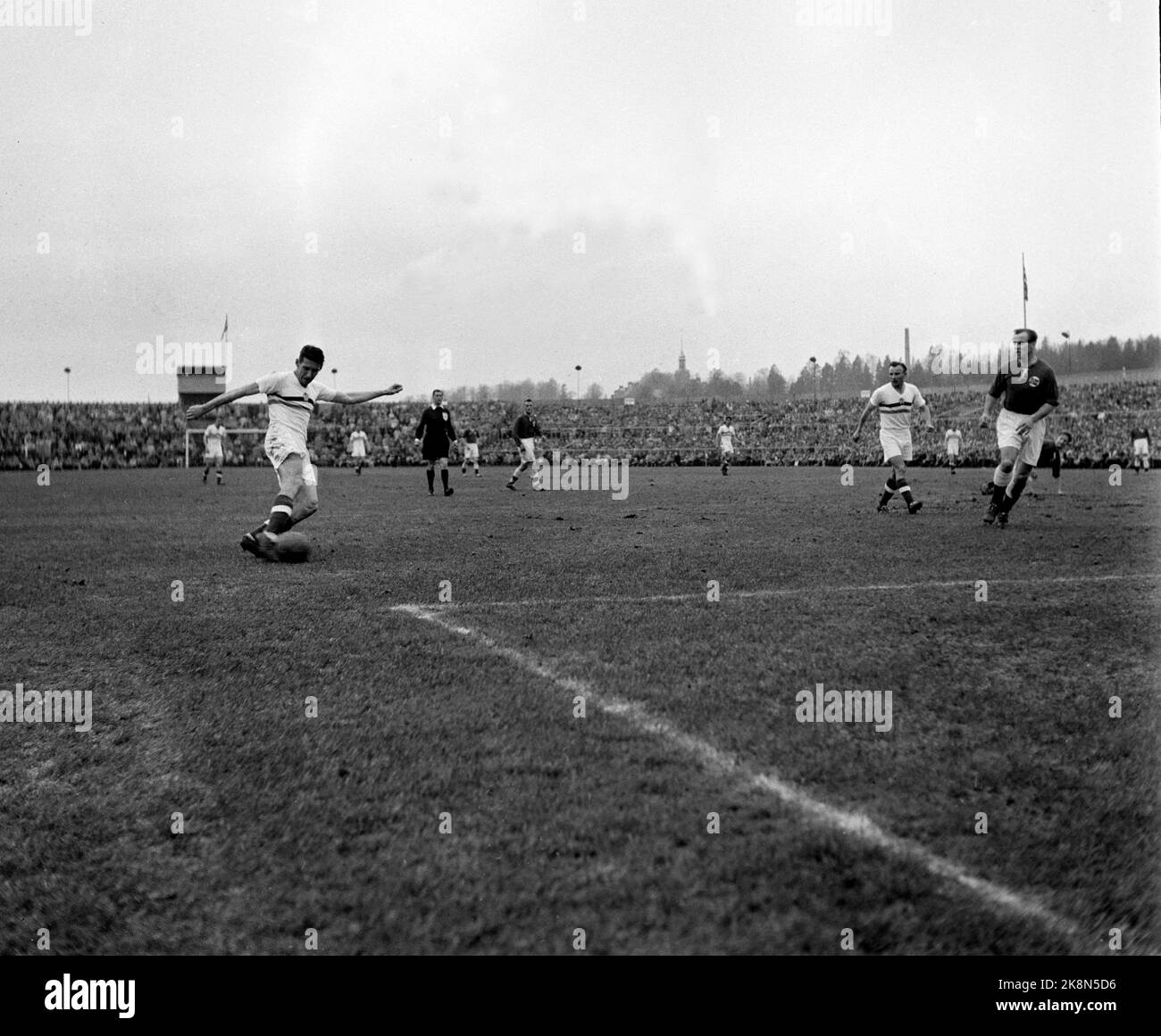 Oslo 19550508. Ullevål Stadium. Norway - Hungary 0-5. 27528 spectators 