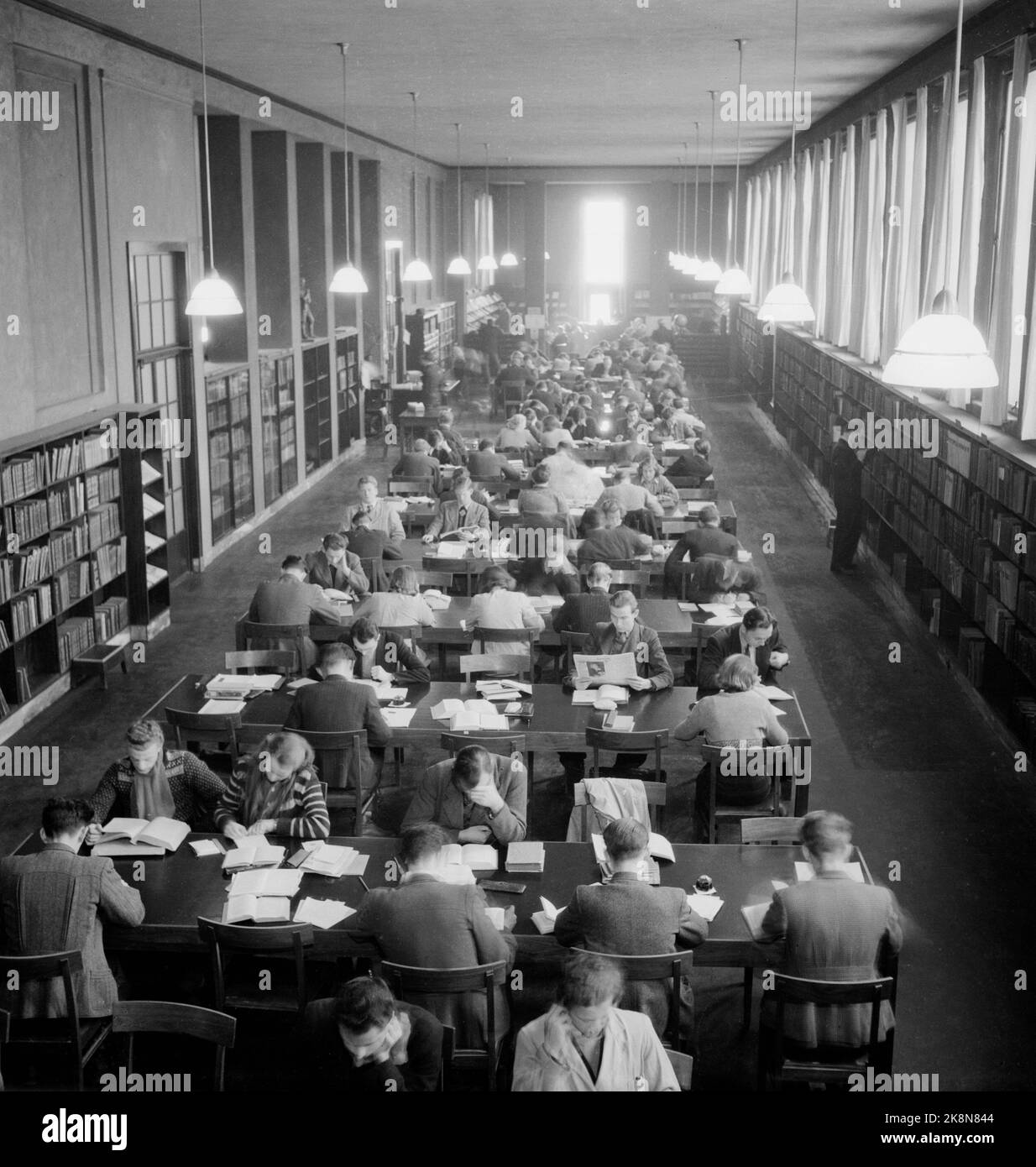 Oslo 19470205 Interior from the Deichman Library, reading room. Photo