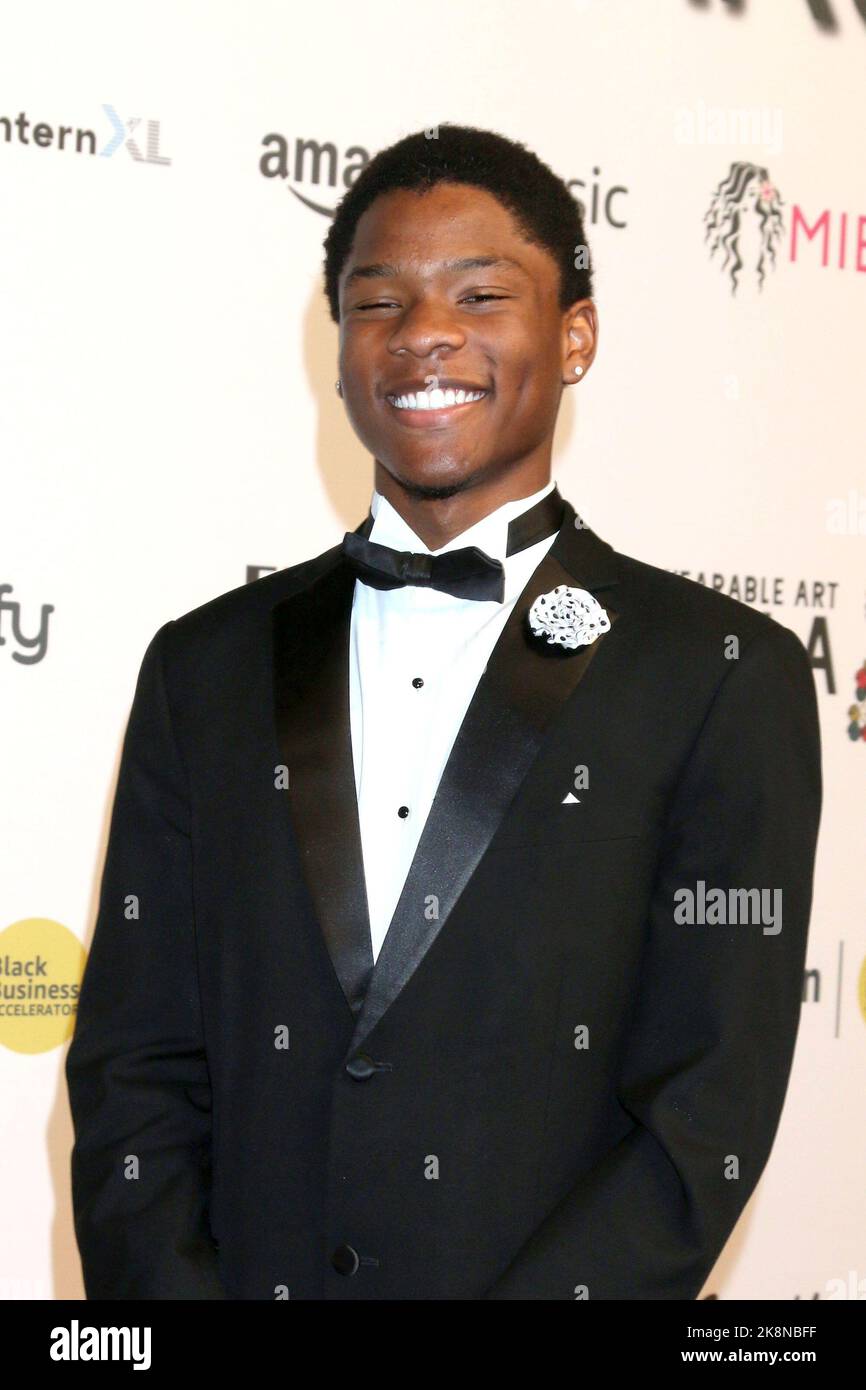 Branson Bailey at arrivals for 5th Annual Wearable Art Gala Part 2