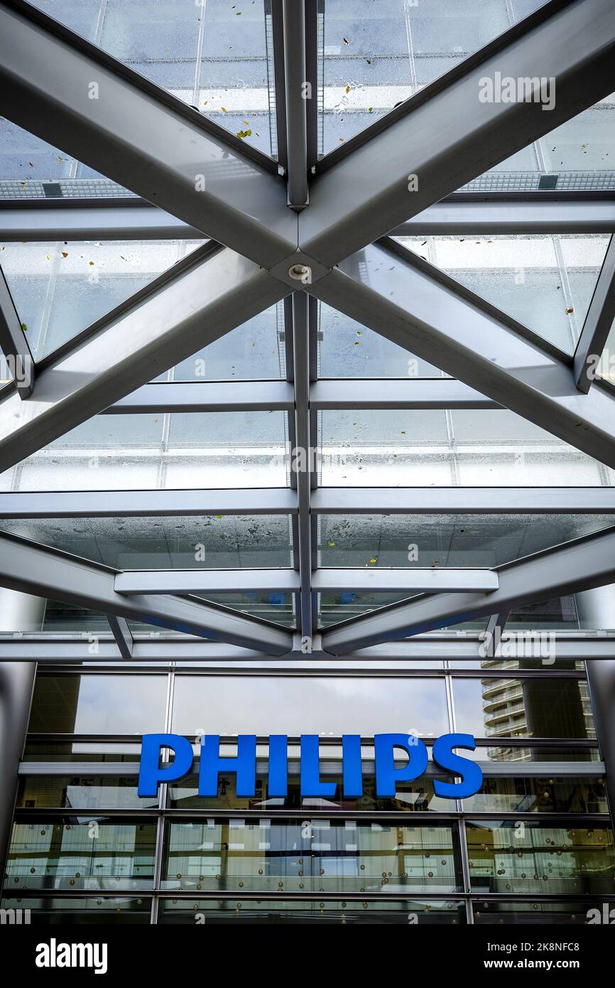 2022-10-24 15:03:24 AMSTERDAM - Exterior of the Philips headquarters. The technology company is cutting four thousand jobs worldwide, 400 of which in the Netherlands, because the company has not been doing well for some time. ANP SEM VAN DER WAL netherlands out - belgium out Stock Photo