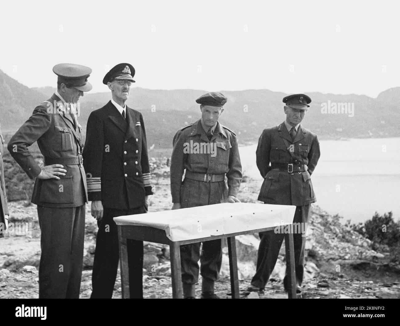 Bodø 10460704. King Haakon visits Bodø to look at the recovery of the