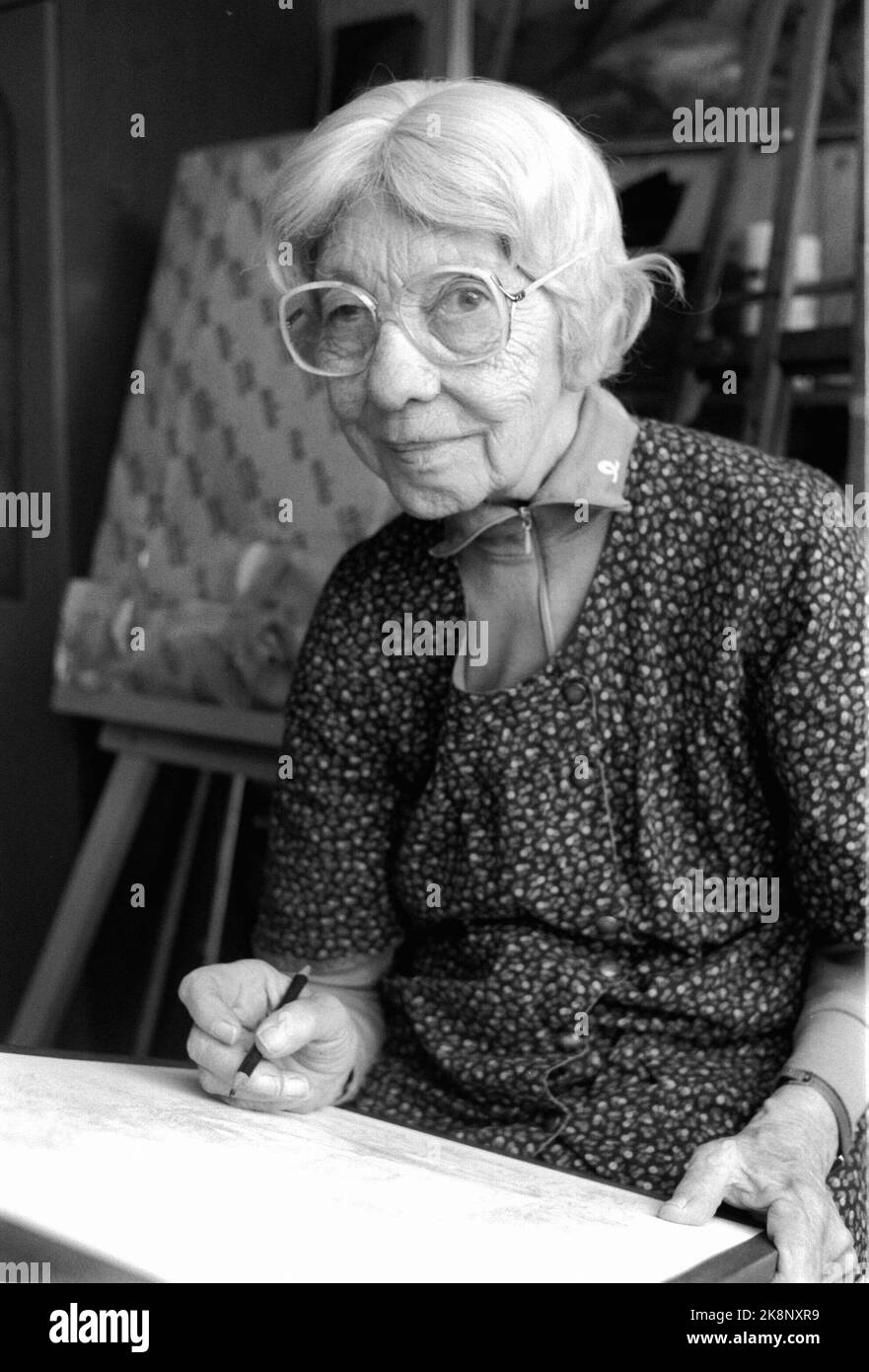 89 Years Old Thus Hi res Stock Photography And Images Alamy 89-years-old-thus-hi-res-stock-photography-and-images-alamy