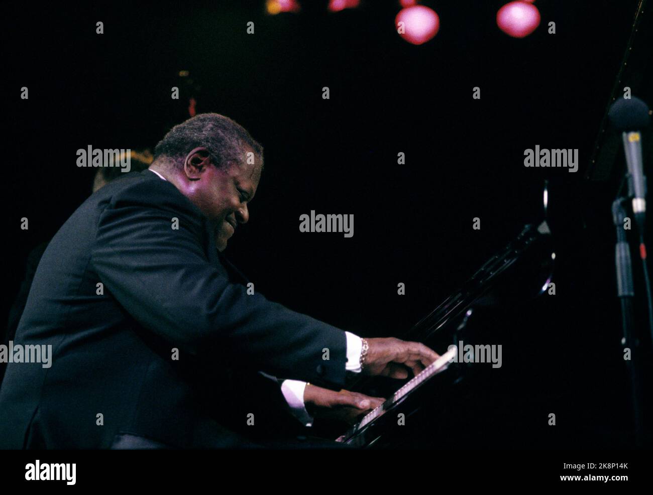 Molde 19870721 Jazz pianist Oscar Peterson. Photo: Morten Hvaal / NTB / NTB Stock Photo