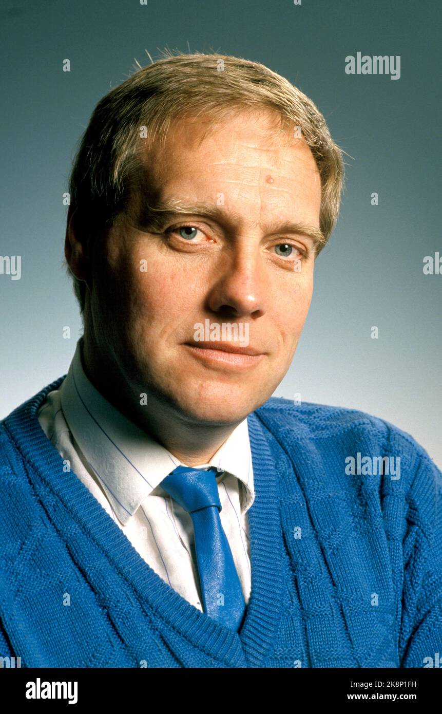 Oslo 19900223. NRK's sports commentator Terje Dalby. Photo: Anne Liv Ekroll Scanfoto / NTB Stock Photo