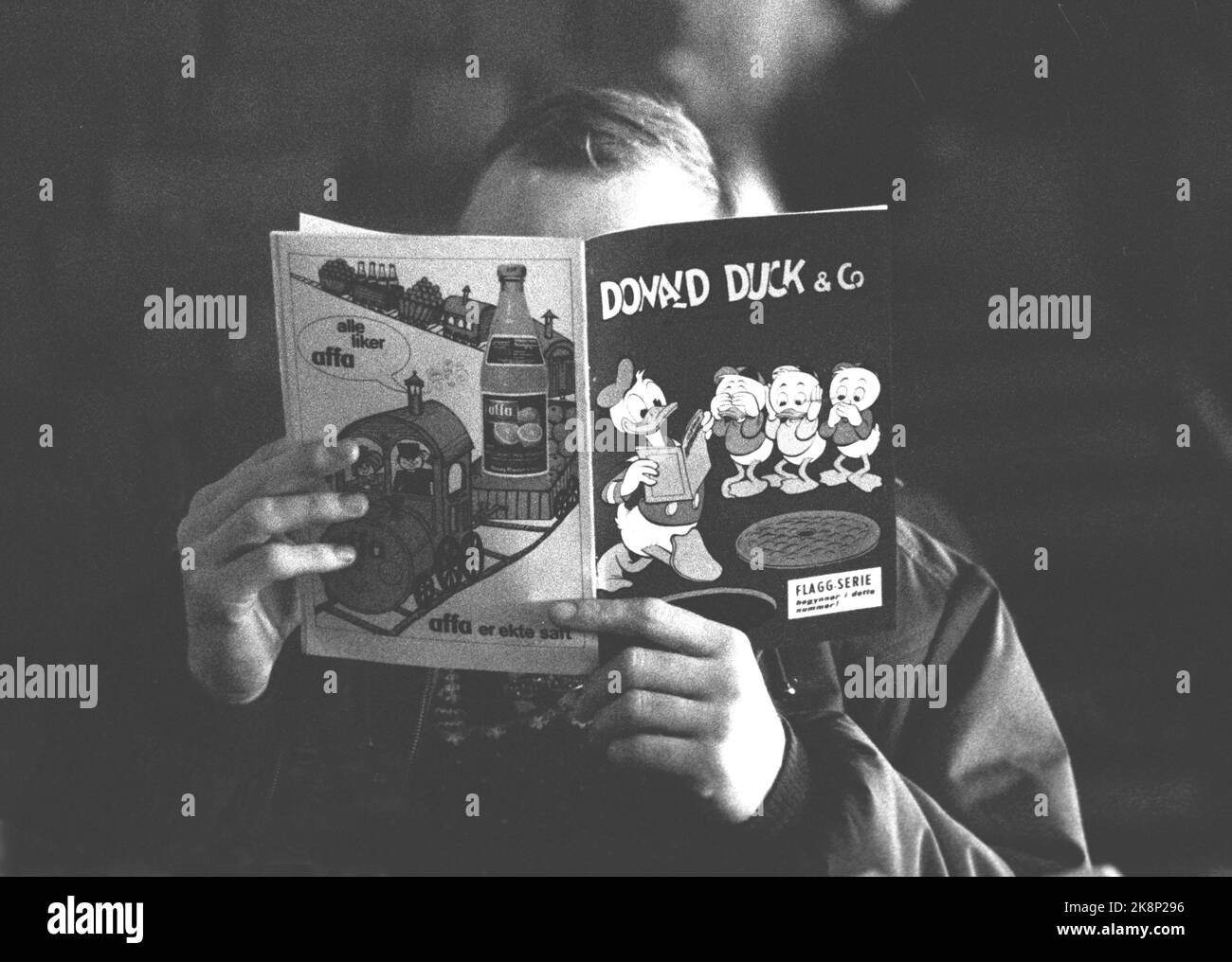 Oslo 1968. Man who reads Donald Duck. Photo: Current / NTB Stock Photo
