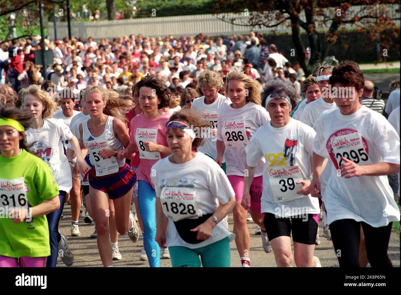 Oslo 19930508 The Grete Waitz race for women. Women running. Action. Photo: Bjørn Owe Holmberg / NTB / NTB Stock Photo