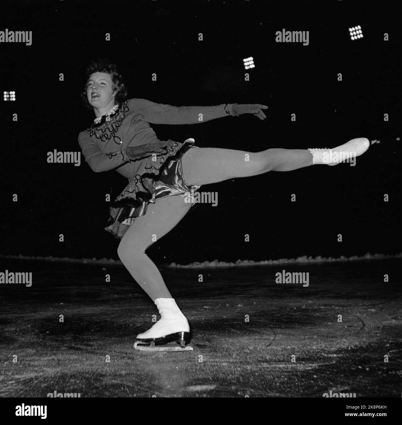 Olympic figure skating Black and White Stock Photos & Images Alamy