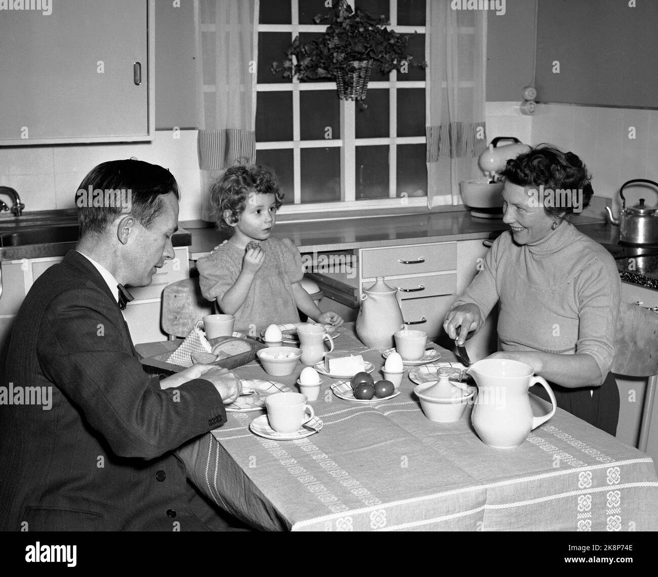 19560211 hi-res stock photography and images - Alamy