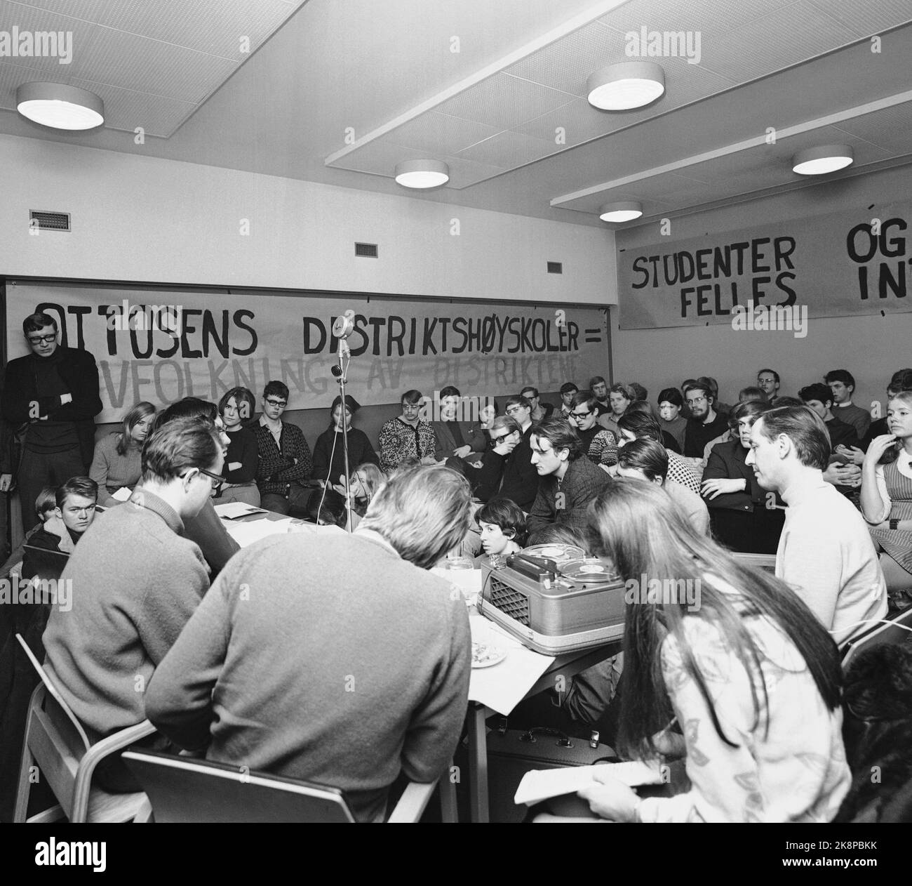 Oslo February 1, 1969. The philosophy students at Blindern in Oslo in full rebellion. The hall is filled to the congestion of the week on 'University, students, society', subjects that displaced the usual teaching at the institute. Photo: Ivar Aaserud / Current / NTB Stock Photo