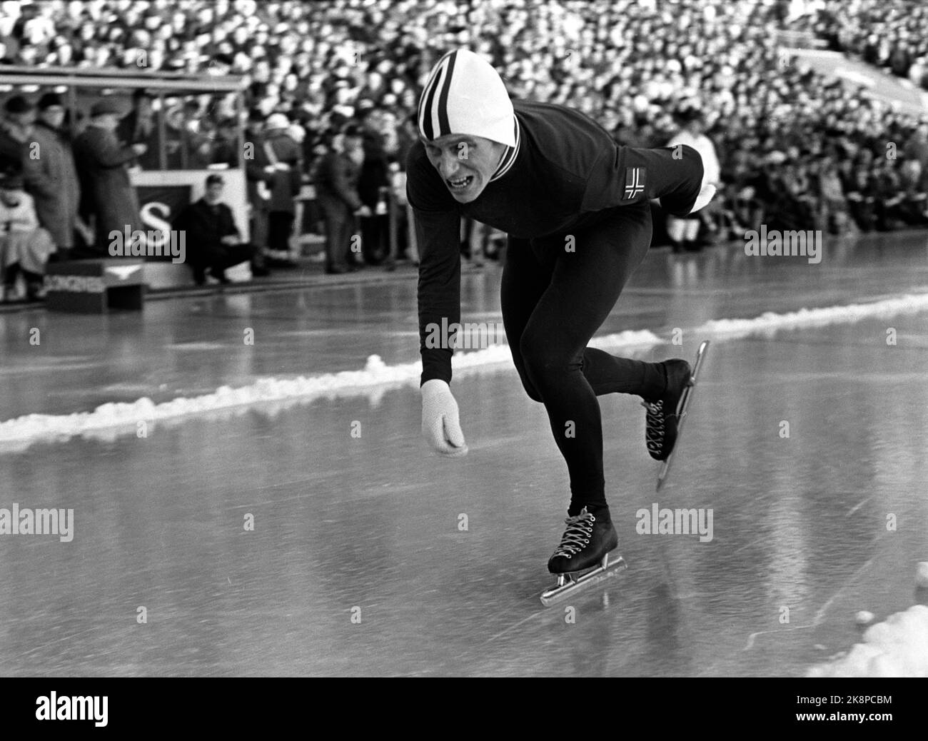 Oslo 19680128 skating, fast run, the European Championship on skating ...