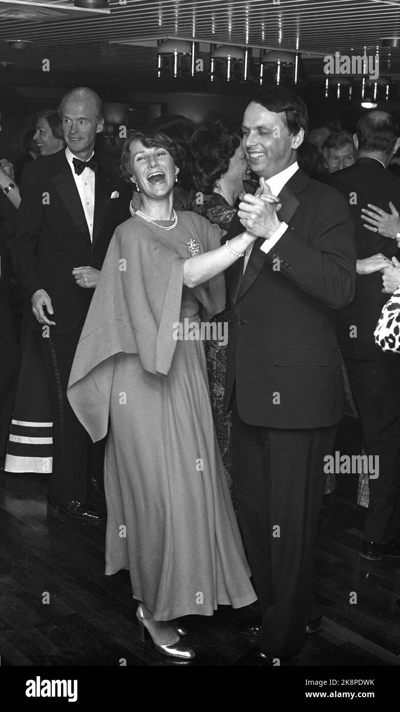 Bettum Black and White Stock Photos \u0026 Images - Alamy, image size:781x1390