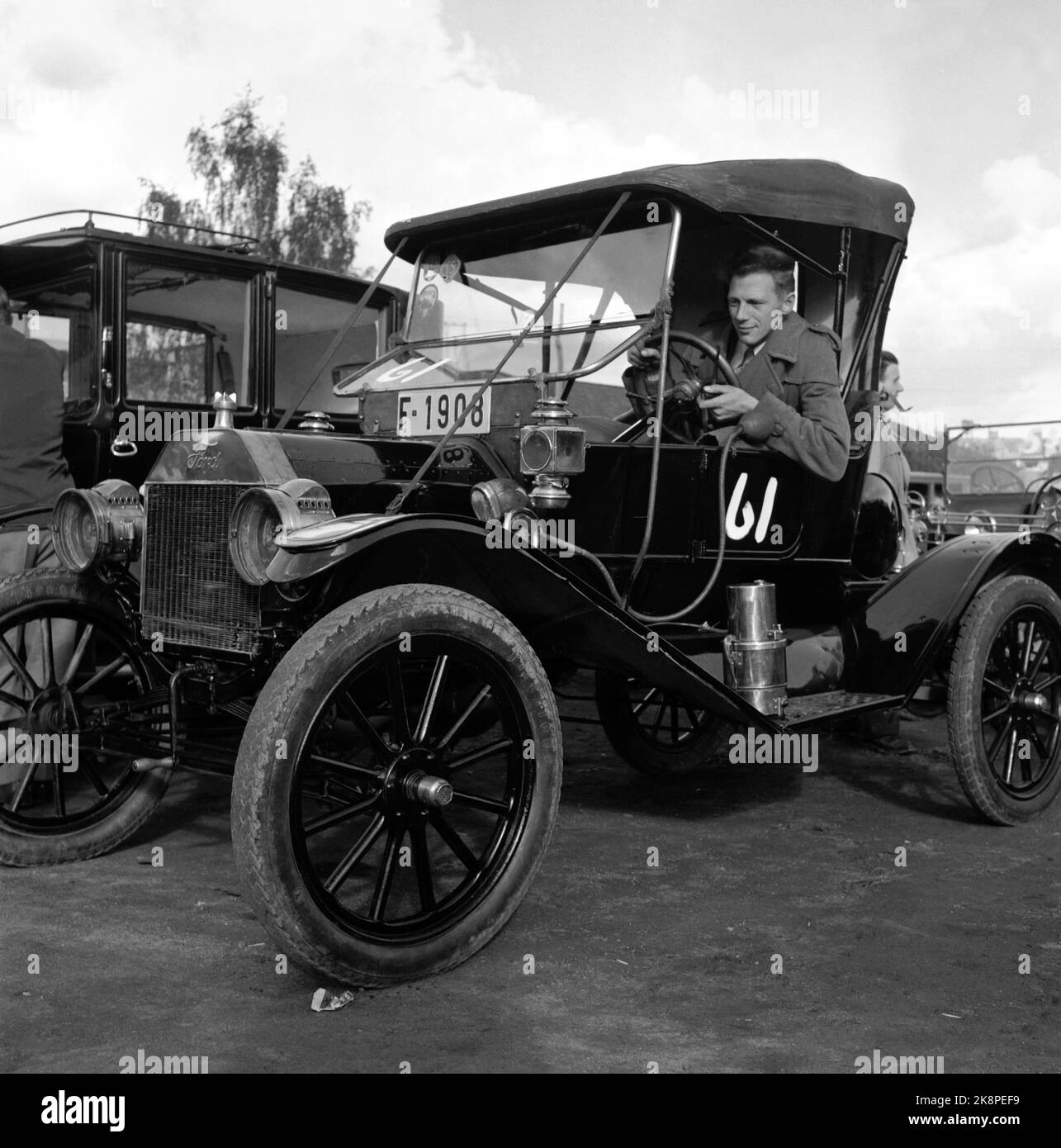 Oslo 19540918 Norsk Veteranvognklubb's car race for vintage cars