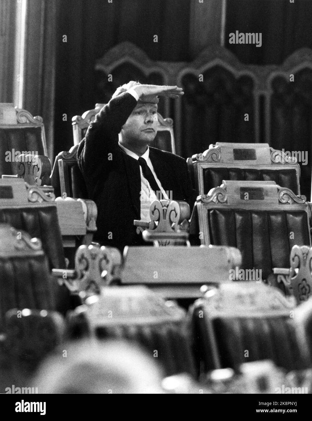 Oslo 19861020 Progress Party chairman Carl I. Hagen looks over half a ...