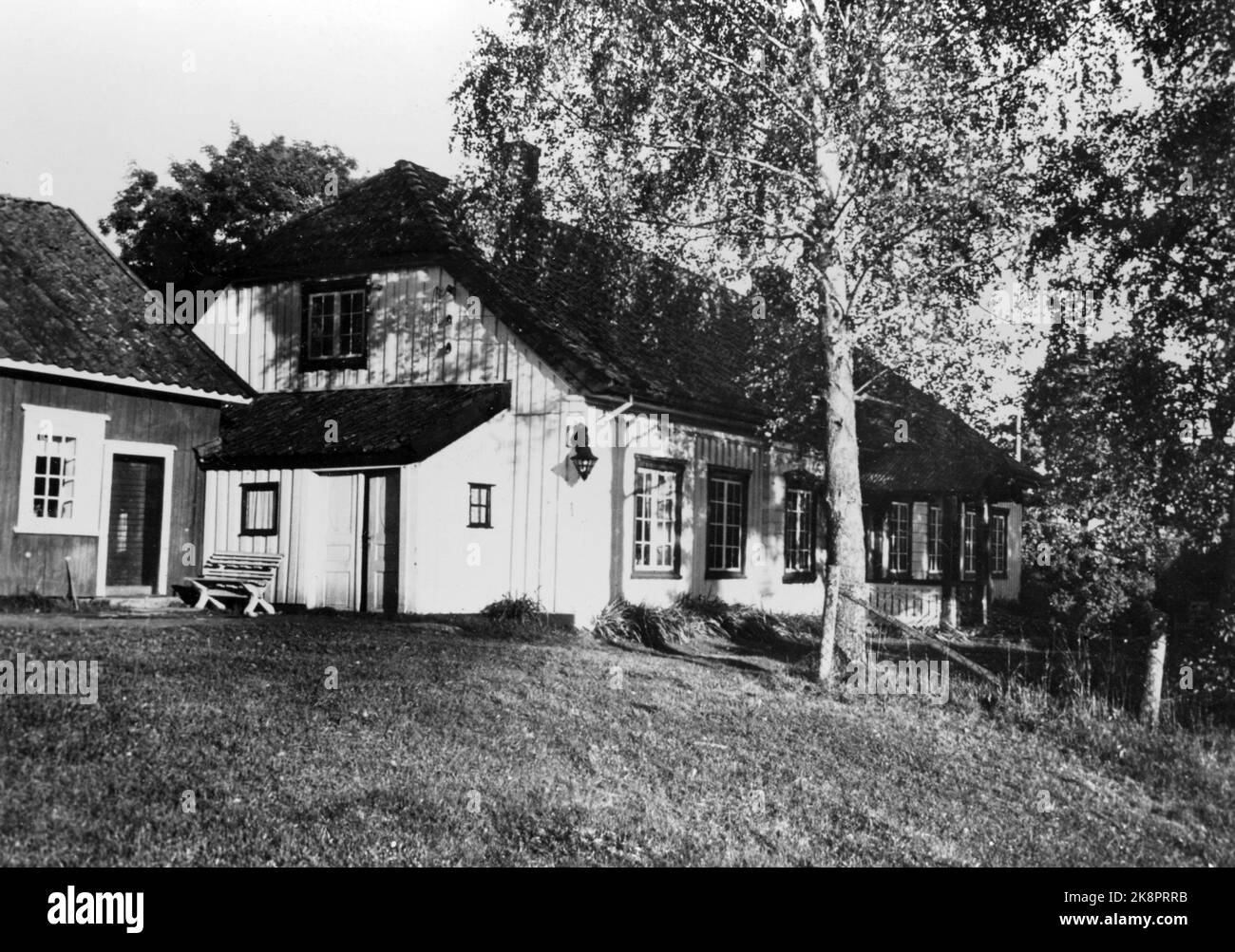 SKIEN 1956: The farm Venstøp a few kilometers outside Skien, where the poet Henrik Ibsen lived from he was 7 until he turned 15. Photo: NTB / NTB Stock Photo