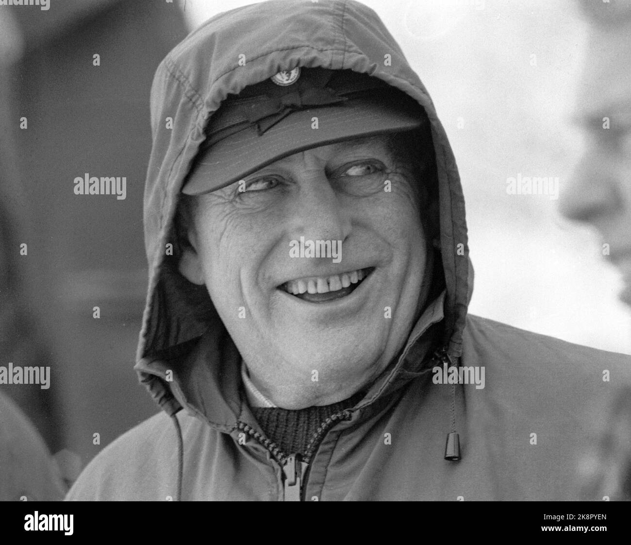 Fåberg 19710220. Here we see a smiling King Olav during the NM ski in Fåberg. Photo: Erik Thorberg NTB Archive / NTB Stock Photo