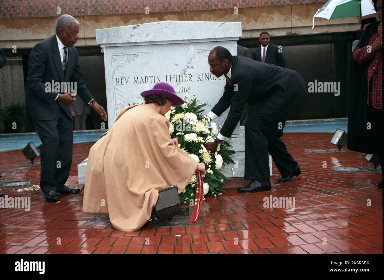 The widow of dr martin luther king jr photo hi-res stock photography ...