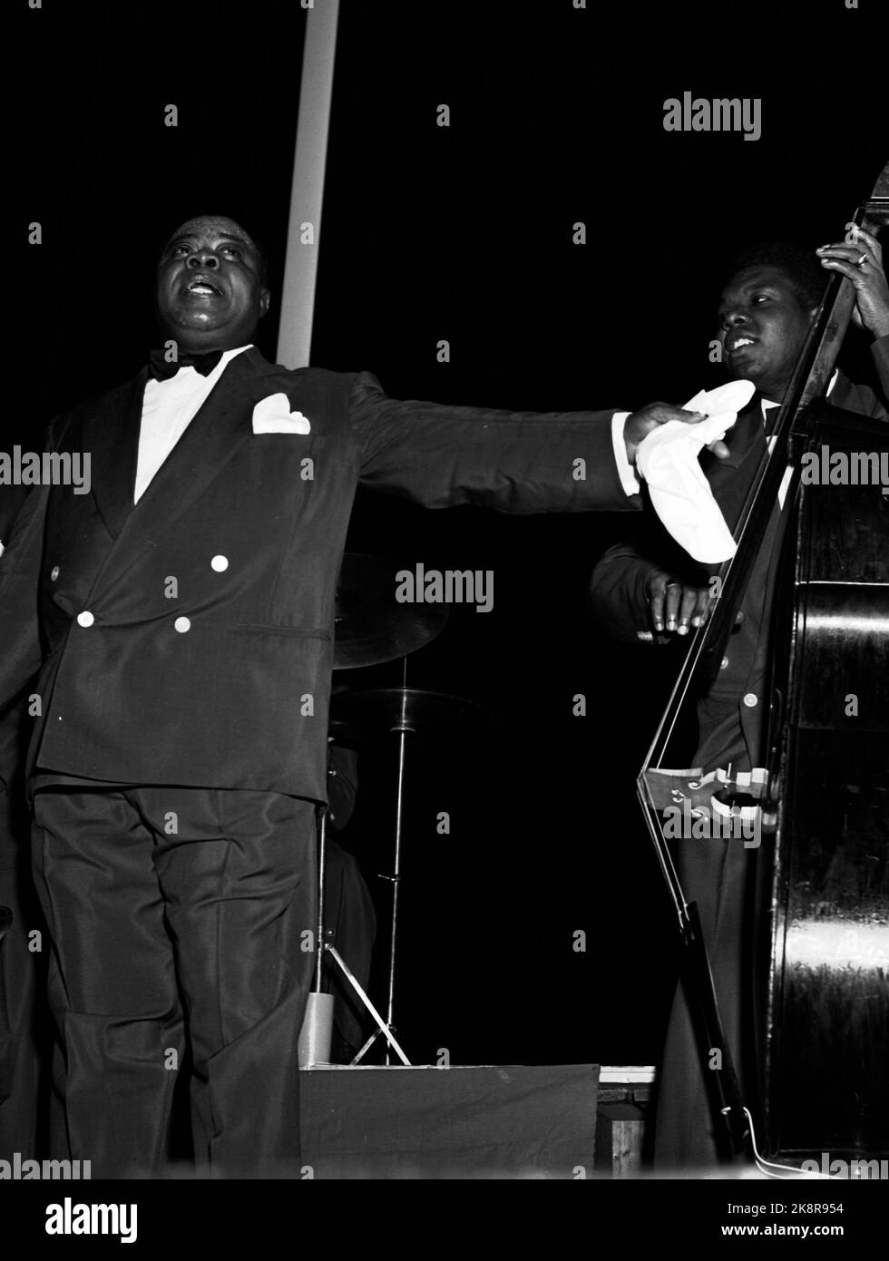 Oslo 1952; Trumpet player and singer Louis Armstrong (19011971) gave