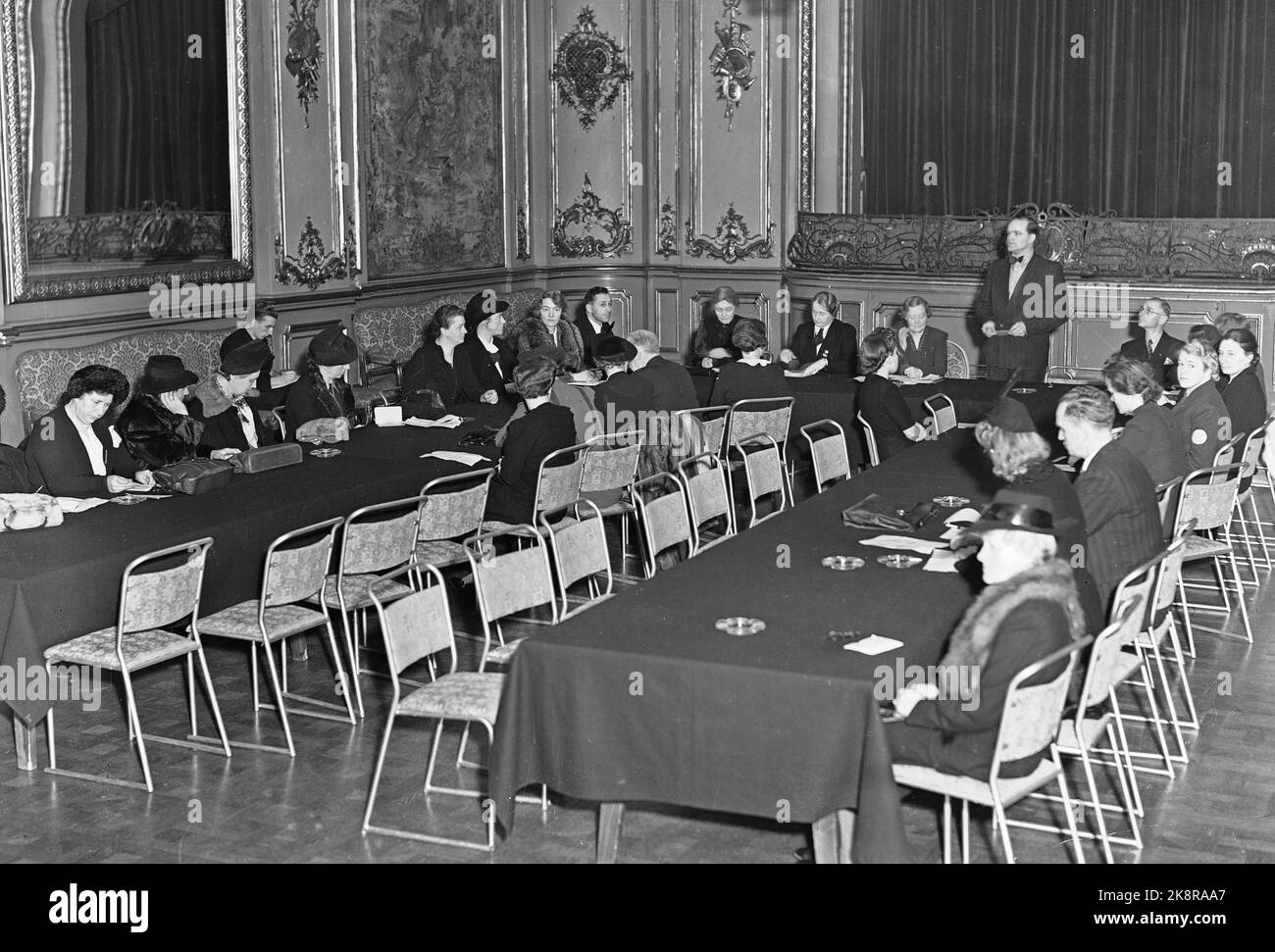 WW2 Oslo 19411202 N.S.K.'s meeting in the Rococo room, Grand Hotel. NS ...