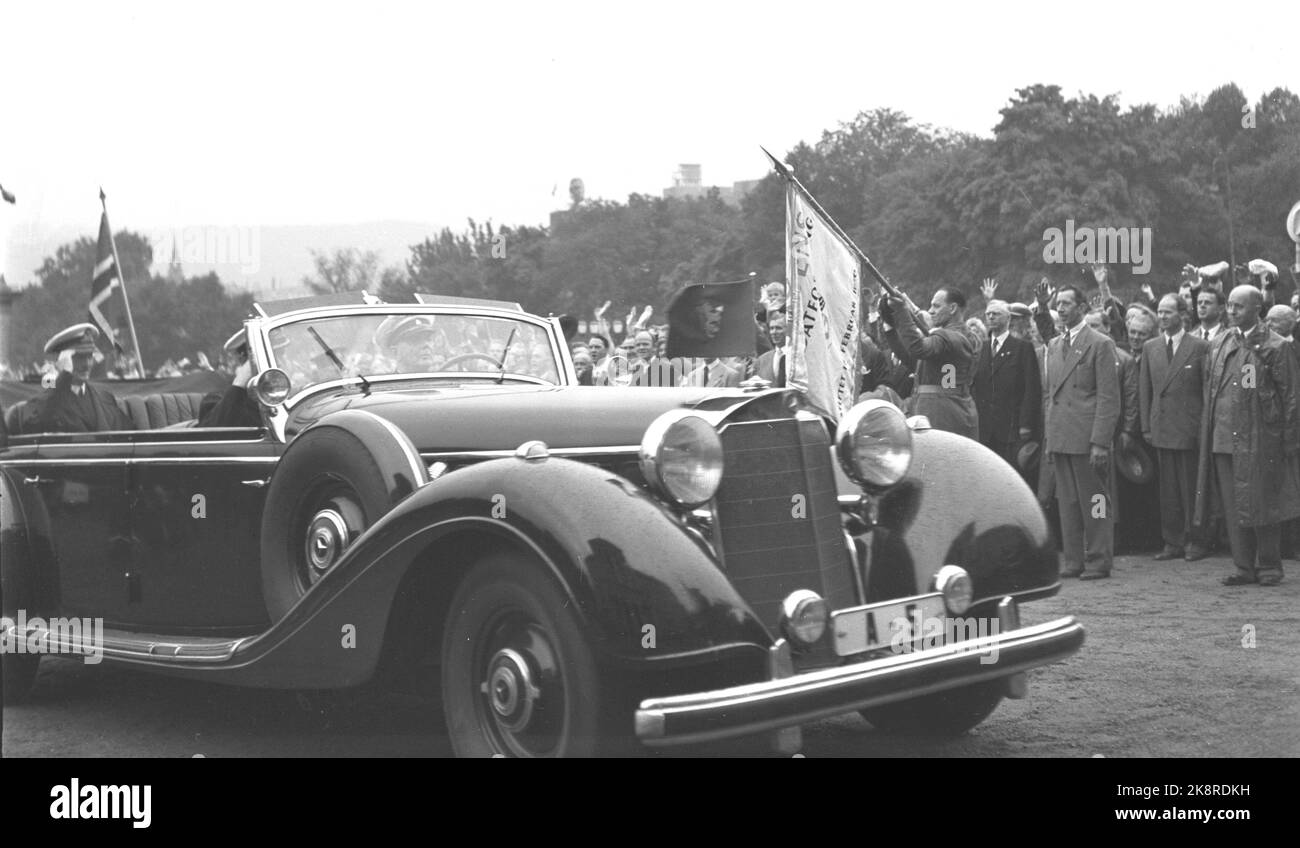 Oslo 19520803. King Haakon 80 years August 3, 1952. King Haakon went on