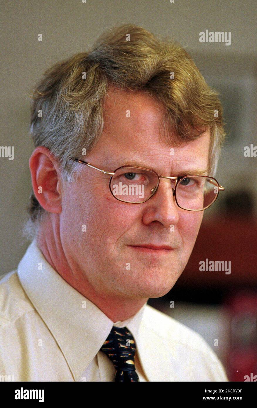 Oslo 19980819. Morten Ruud succeeds Ann Kristin Olsen as Governor of Svalbard. Photo: Knut Falch / NTB Stock Photo