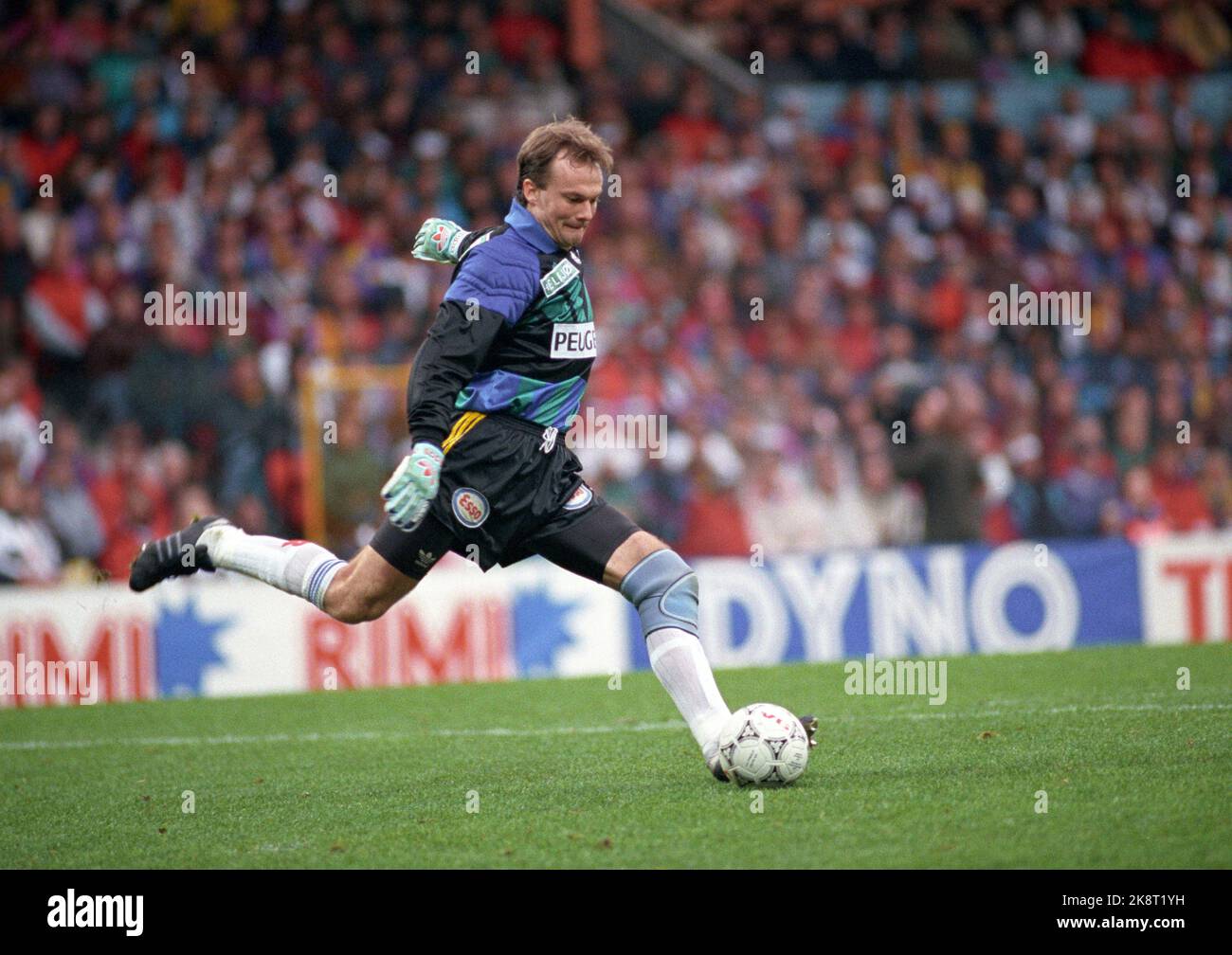 Frode grodas kicks out the ball photo hires stock photography and
