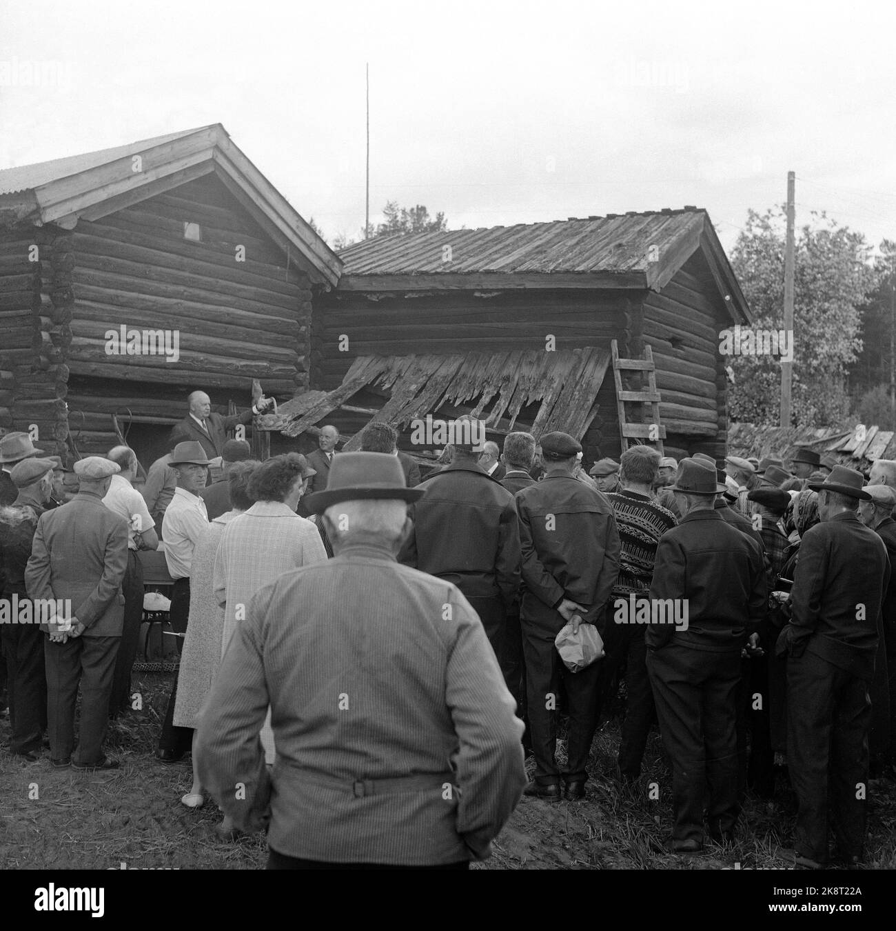 From auction Black and White Stock Photos & Images Alamy