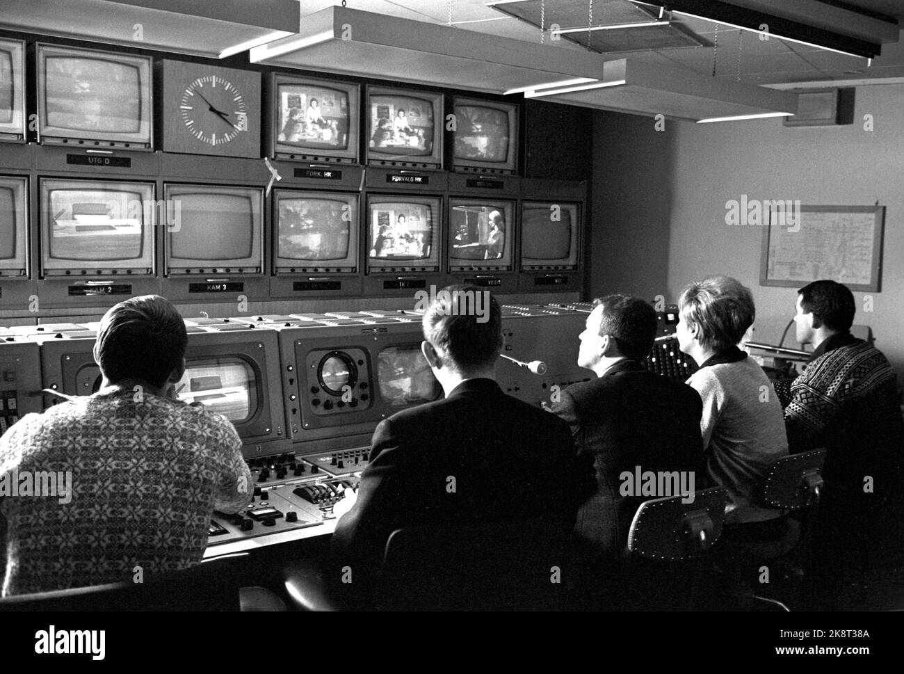 Oslo 19680103 NRK Television, Dagsrevyen. Here from the control room