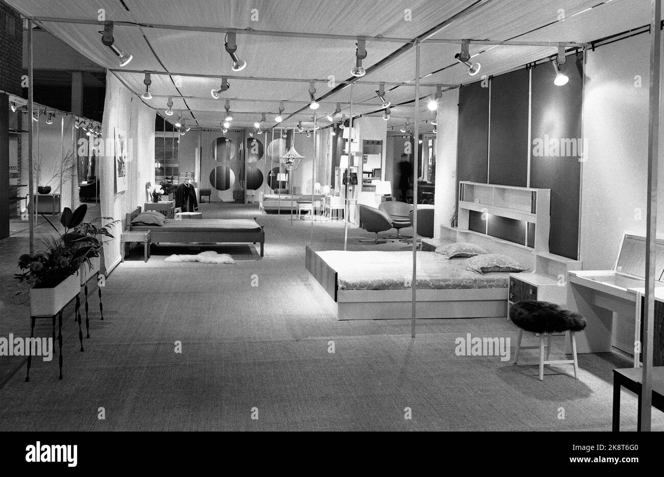 19700119 hires stock photography and images Alamy