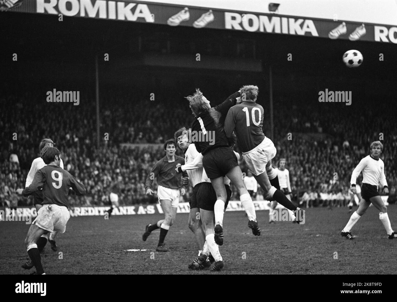 Oslo, 19710622. Norway- West Germany 1- 7. The teams met in a friendship match at Ullevål Stadium. Here is No. 10 Odd Iversen in a duel with the West German goalkeeper Kleff. No. 9 is Harld Sunde and t.v. For keeper West German left back Paul Breitner. Photo: Erik Thorberg / Jan Dahl / NTB / NTB Stock Photo