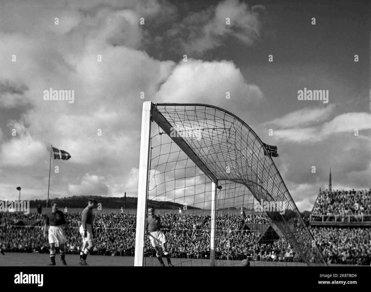 Oslo 19510916 Norway - Denmark 2-0 in Friendship match at Ullevaal ...