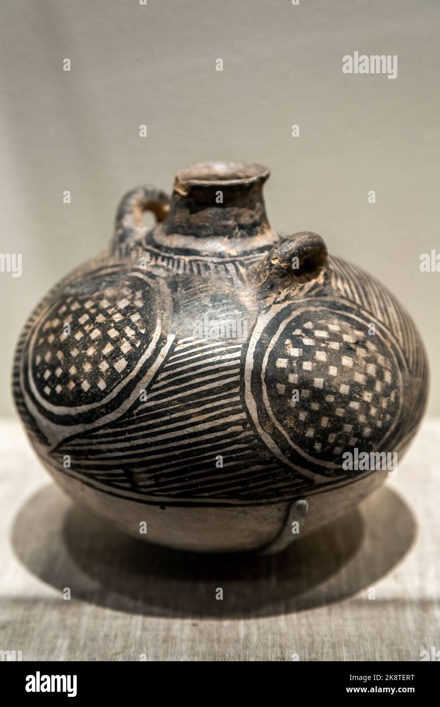 Pueblo III blackonwhite canteen, Living West Exhibit, History