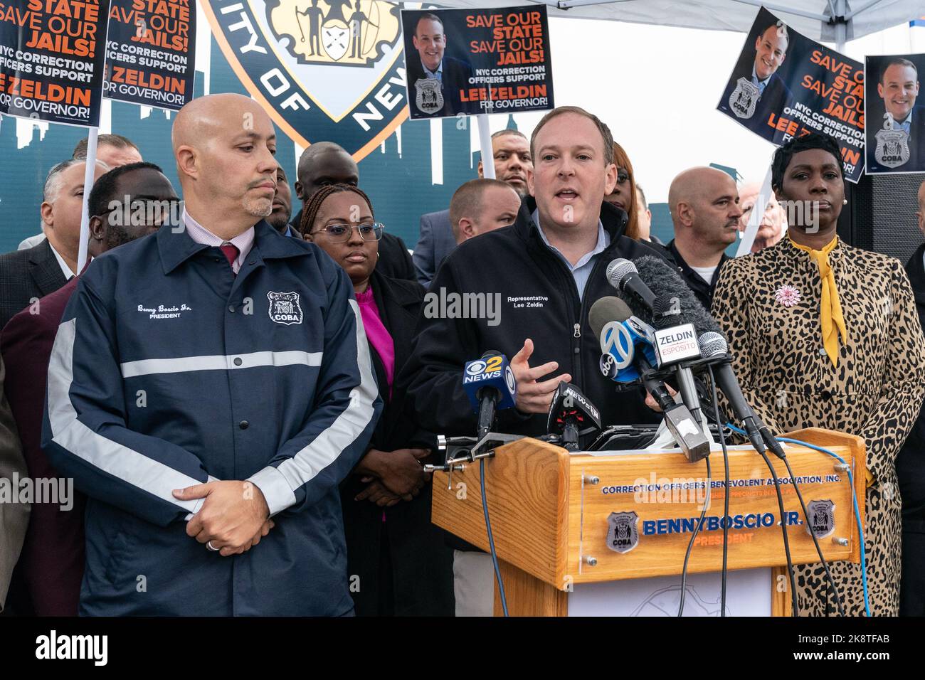 Congressman Lee Zeldin thanks NYC Correction Officers' Benevolent