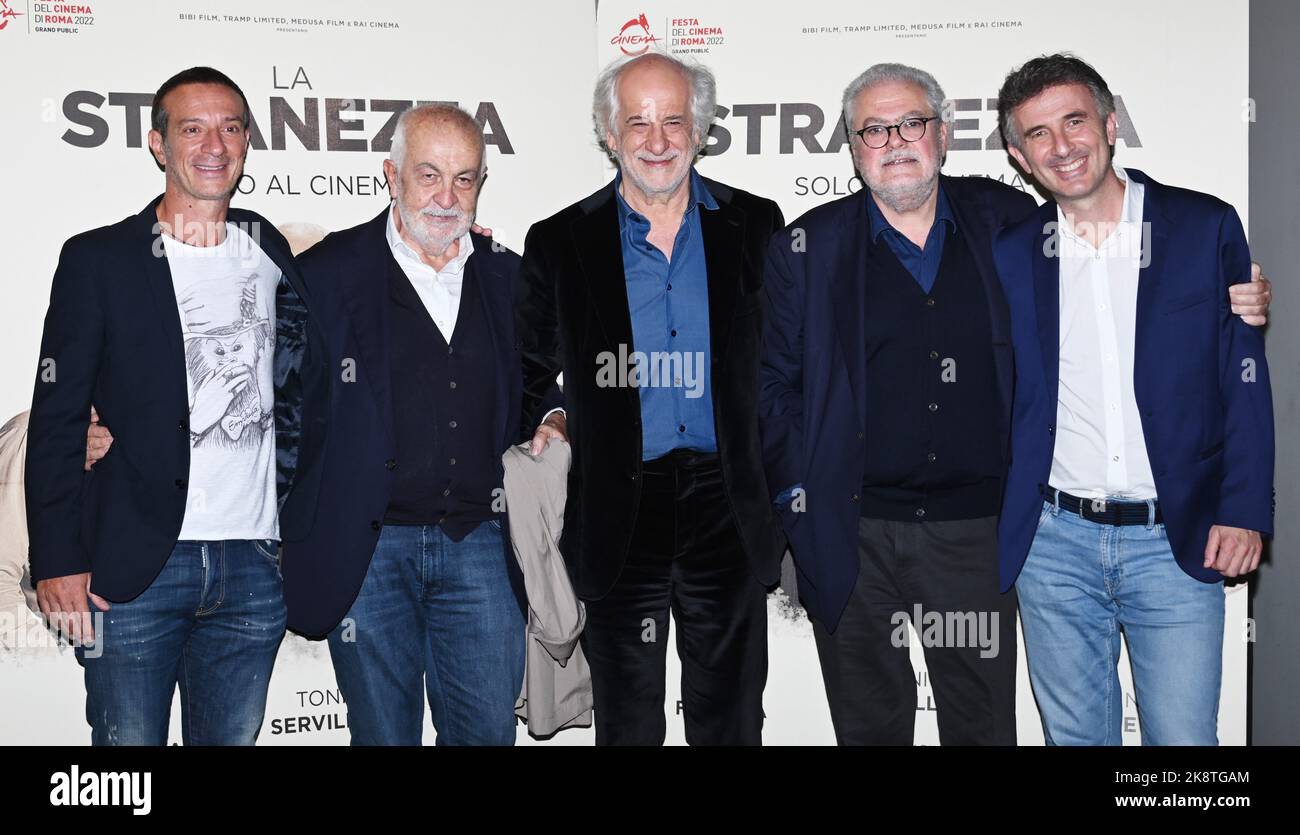 Milan, Italy. 24th Oct, 2022. Milan, Italy The strangeness feature by Roberto Andò, premiered at the Rome Film Festival with leading actors Toni Servillo, Ficarra and Picone In the picture: Roberto Andò, Toni Servillo, Ficarra and Picone with Gianni Canova Credit: Independent Photo Agency/Alamy Live News Stock Photo
