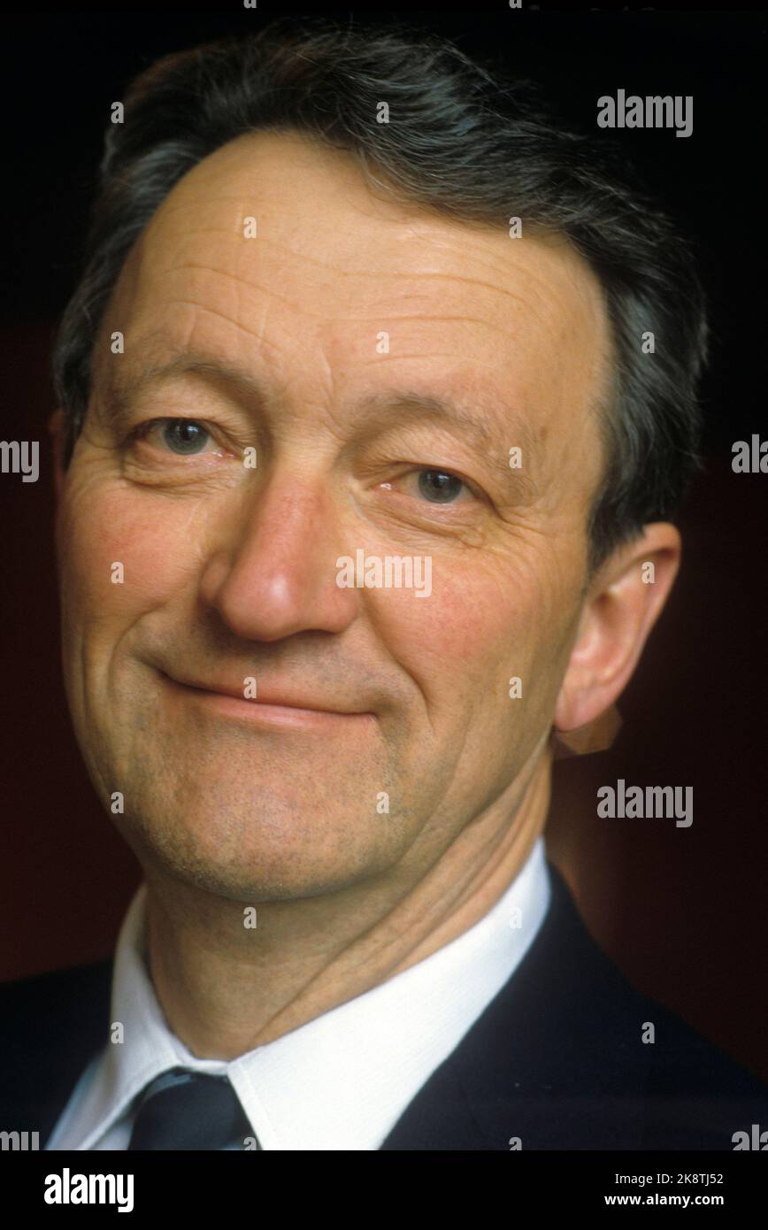 1986 shipowner knut utstein kloster photo hi-res stock photography and ...