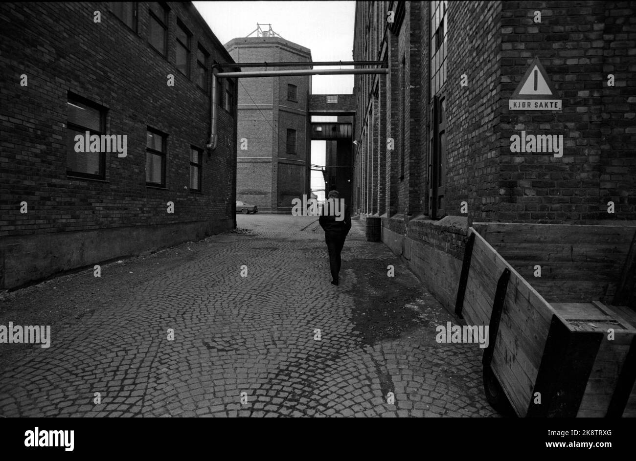 Greåker November 1971 Greaker Cellulose is bankrupt. Plot and deserted ...