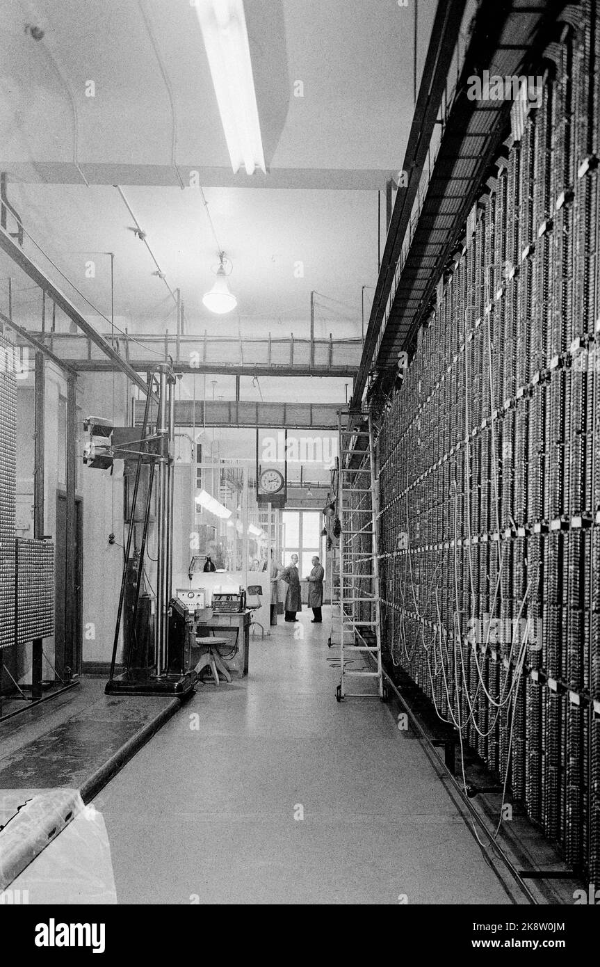 Telephone facility Black and White Stock Photos & Images Alamy