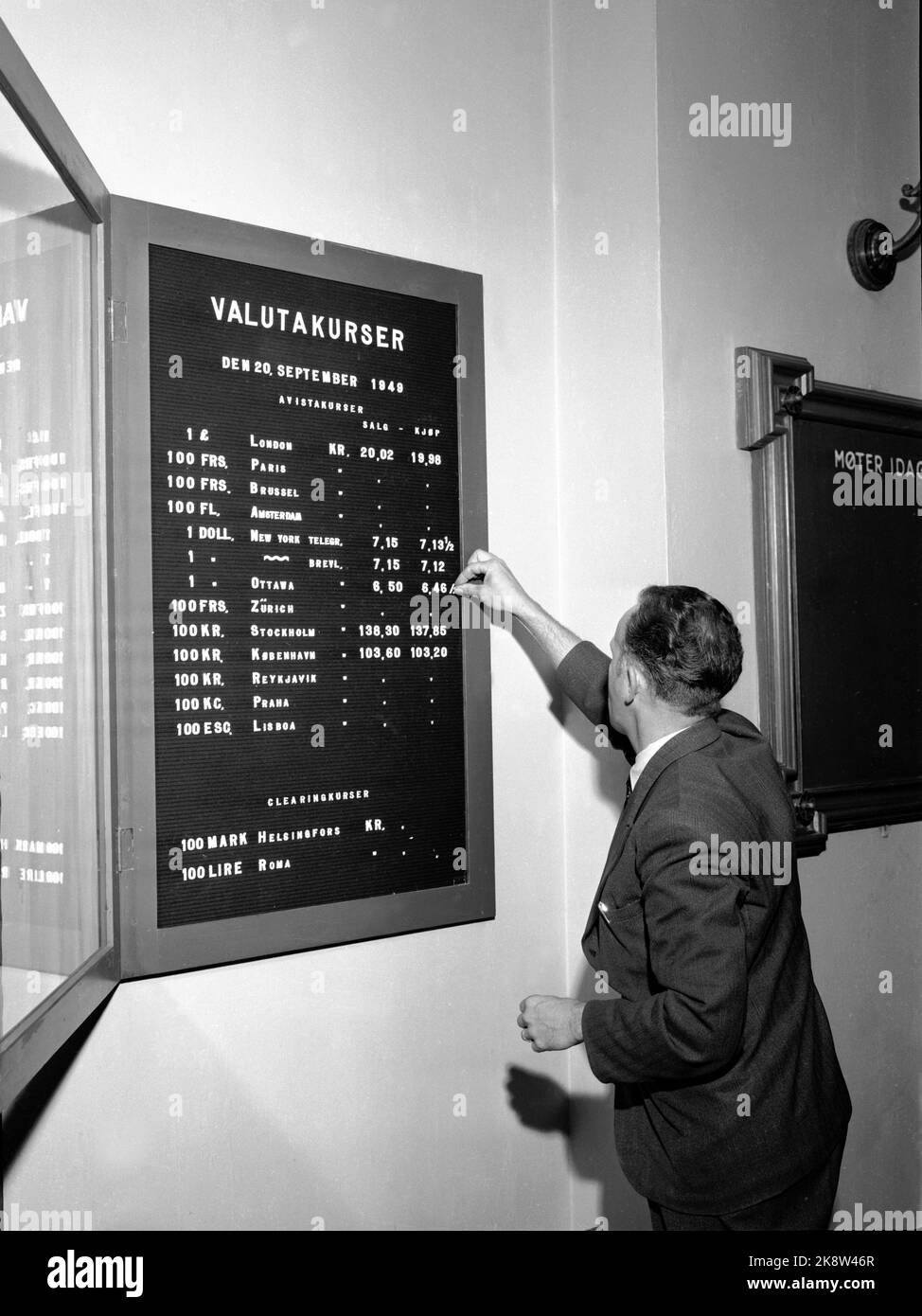 exchanges-blackboard-black-and-white-stock-photos-images-alamy
