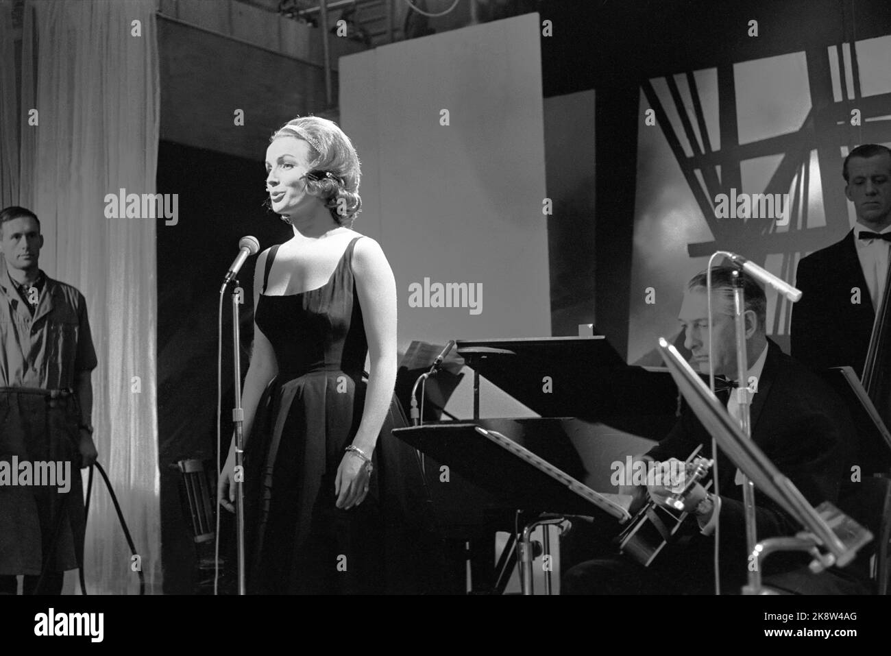 Oslo 19630210 Melodi Grand Prix, Norwegian final in Store Studio, in NRK at Marienlyst. Anita Thallaug sings with the small orchestra. Photo: Arild Hordnes / NTB / NTB Stock Photo