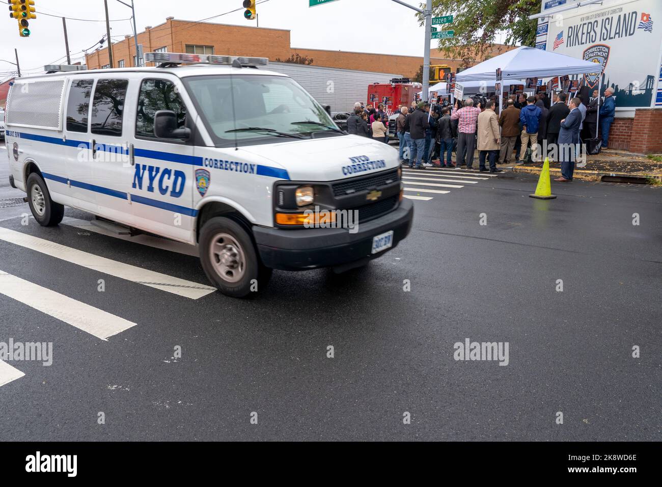 NEW YORK, NEW YORK - OCTOBER 24: A New York City Department of Correction vehicle seen near an endorsement press conference by the New York City Correction Officers Benevolent Association (COBA) of Congressman Zeldin for Governor of New York next to the Rikers Island sign on October 24, 2022 in the Queens borough of New York City.  Congressman Zeldin is endorsed by many of New York State law-enforcement unions. Stock Photo