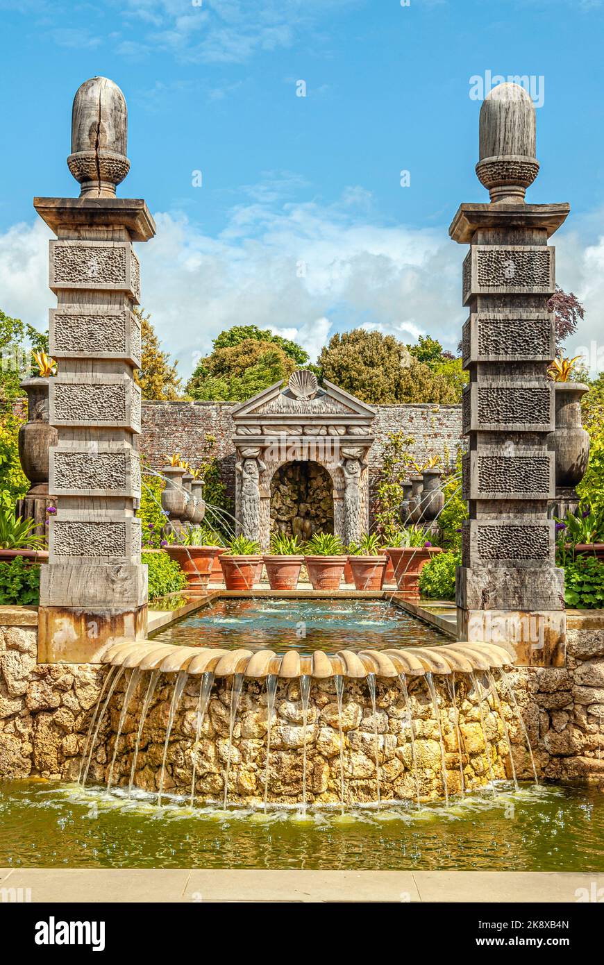 Fountain at The Collector Earls Garden at Arundel Castle, West Sussex, England Stock Photo