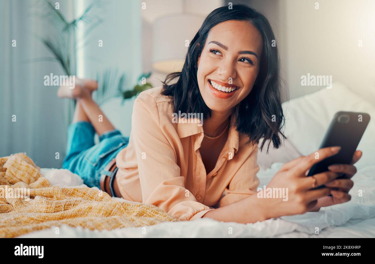 Online dating profile hi-res stock photography and images - Alamy