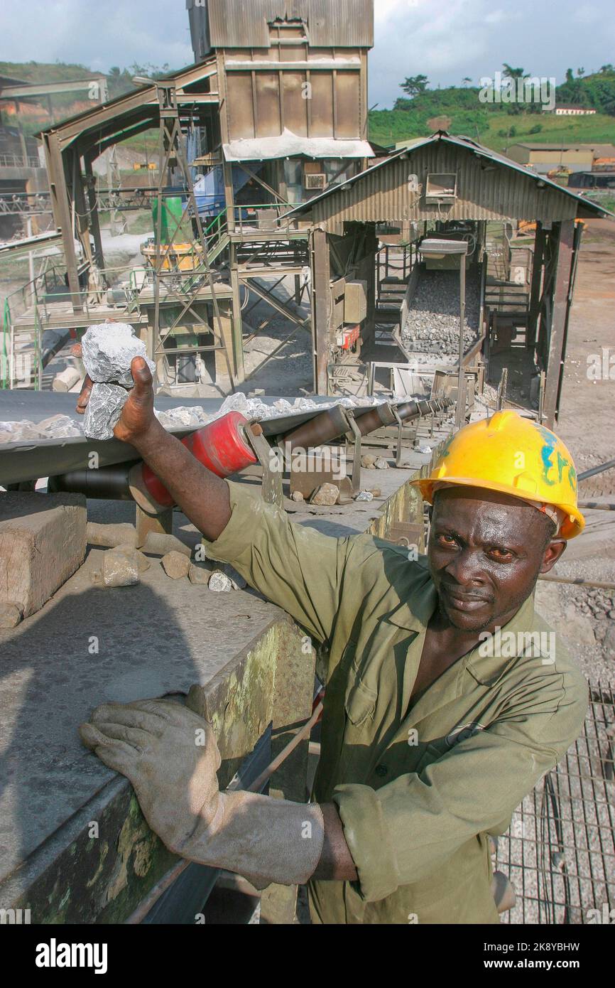 Ghana manganese company hires stock photography and images Alamy
