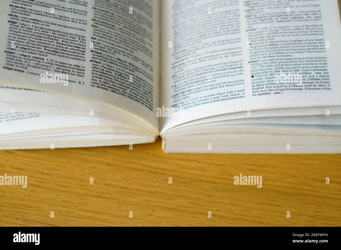Oxford english dictionary hi-res stock photography and images - Alamy