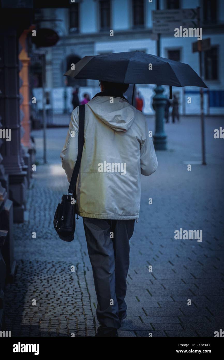 Man fall pavement hi-res stock photography and images - Alamy