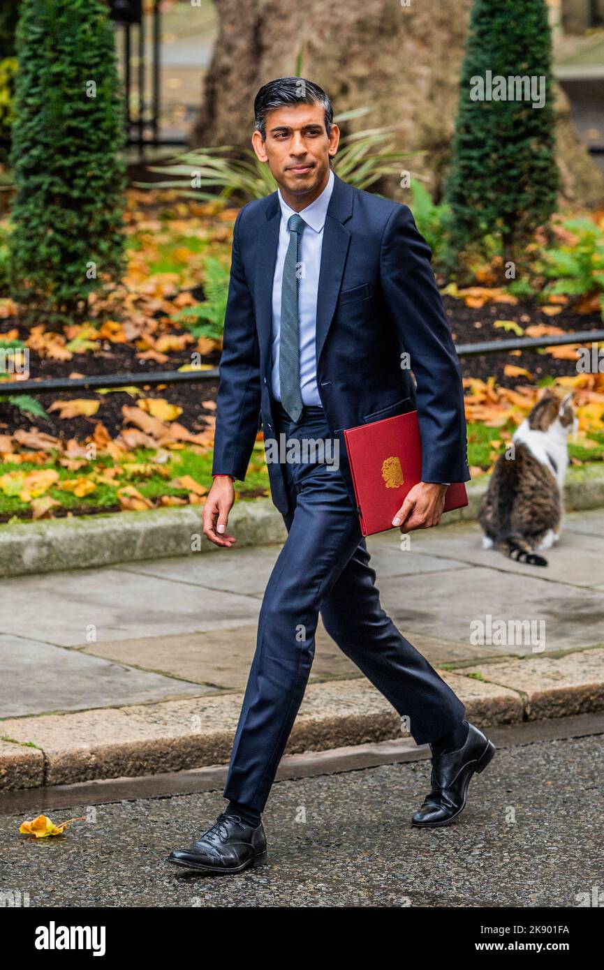 London, Uk. 25th Oct, 2022. Rishi Sunak Arrives In Downing Street As 