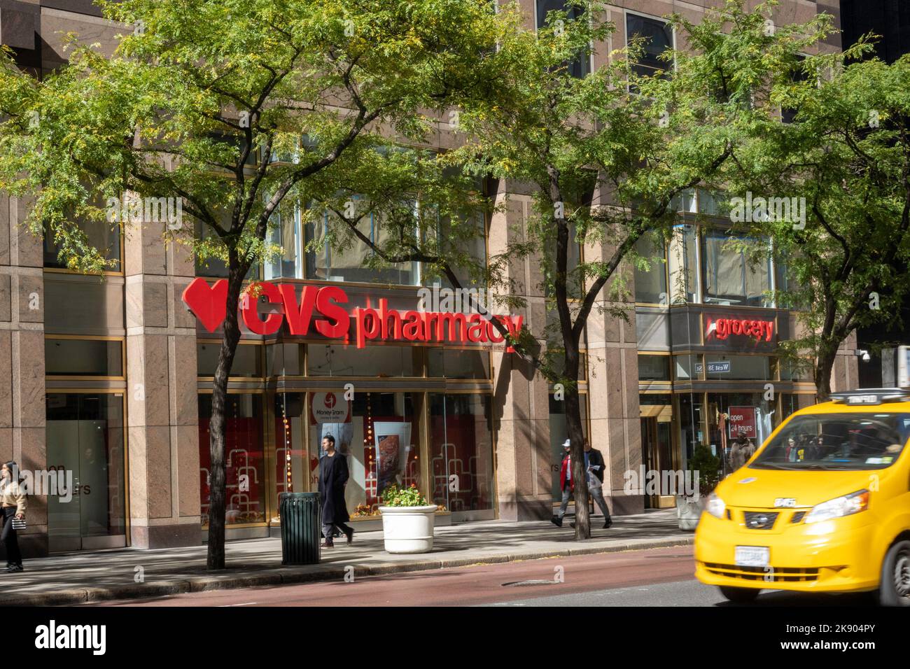 CVS/Pharmacy on Fifth Avenue in New York City, USA 2022 Stock Photo Alamy