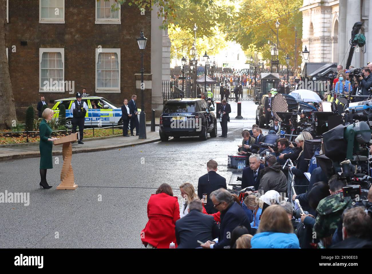 London, UK. 25th Oct, 2022. Outgoing Prime Minister Liz Truss holds a defiant farewell speech in front of Downing Street No 10 before the meeting with the King to hand in her formal resignation. Credit: Uwe Deffner/Alamy Live News Stock Photo